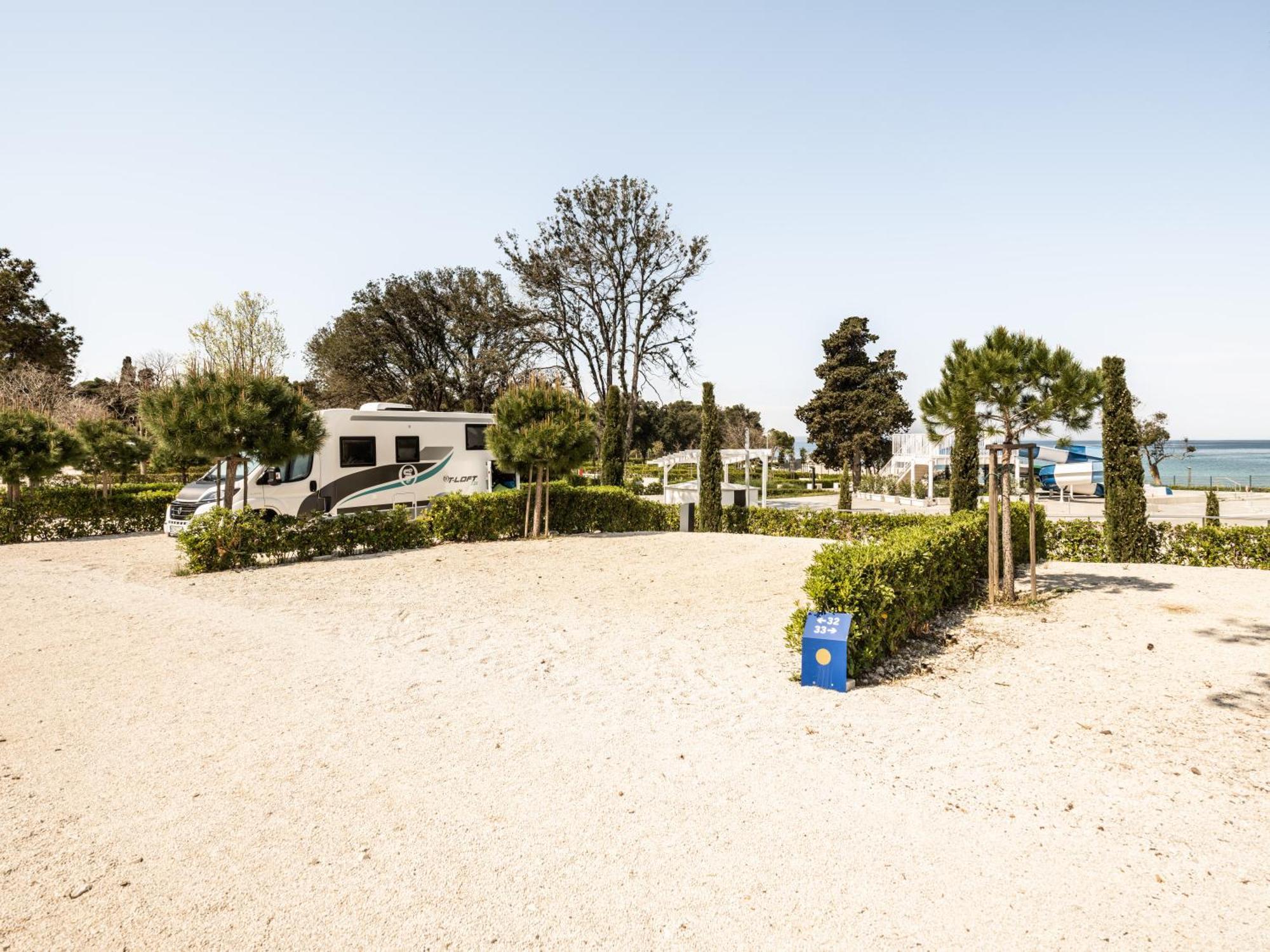 Falkensteiner Premium Mobile Homes And Camping Zadar Exterior foto